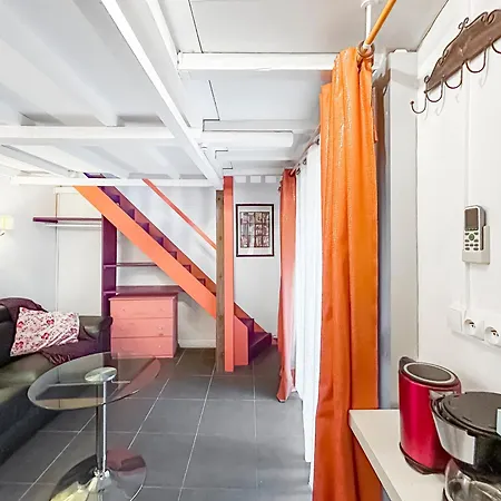 ゲストハウス Chez Jeanine - Avec Wifi Et Climatisation 3*